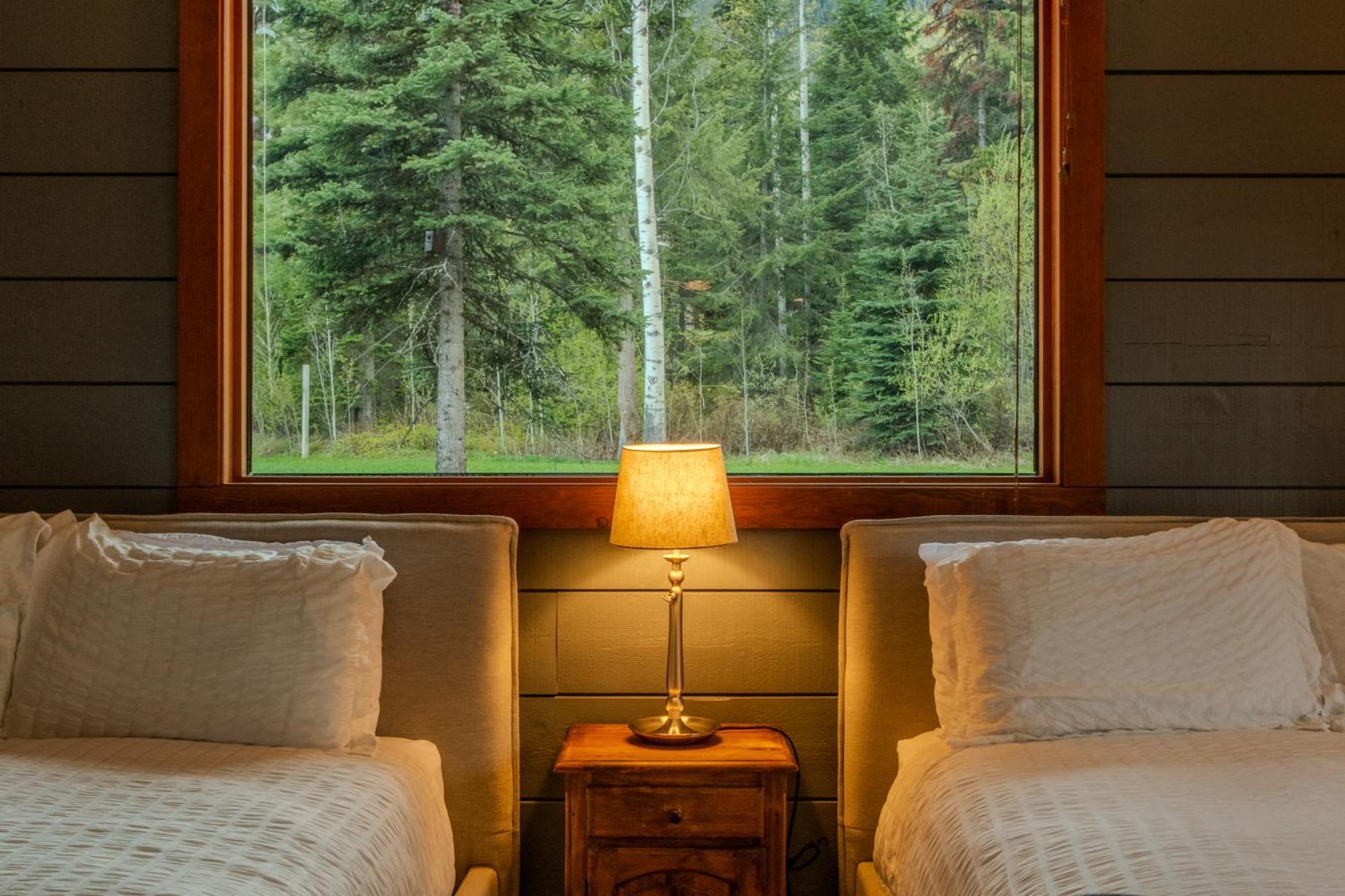 Winston Lodge Golden Zewnętrze zdjęcie