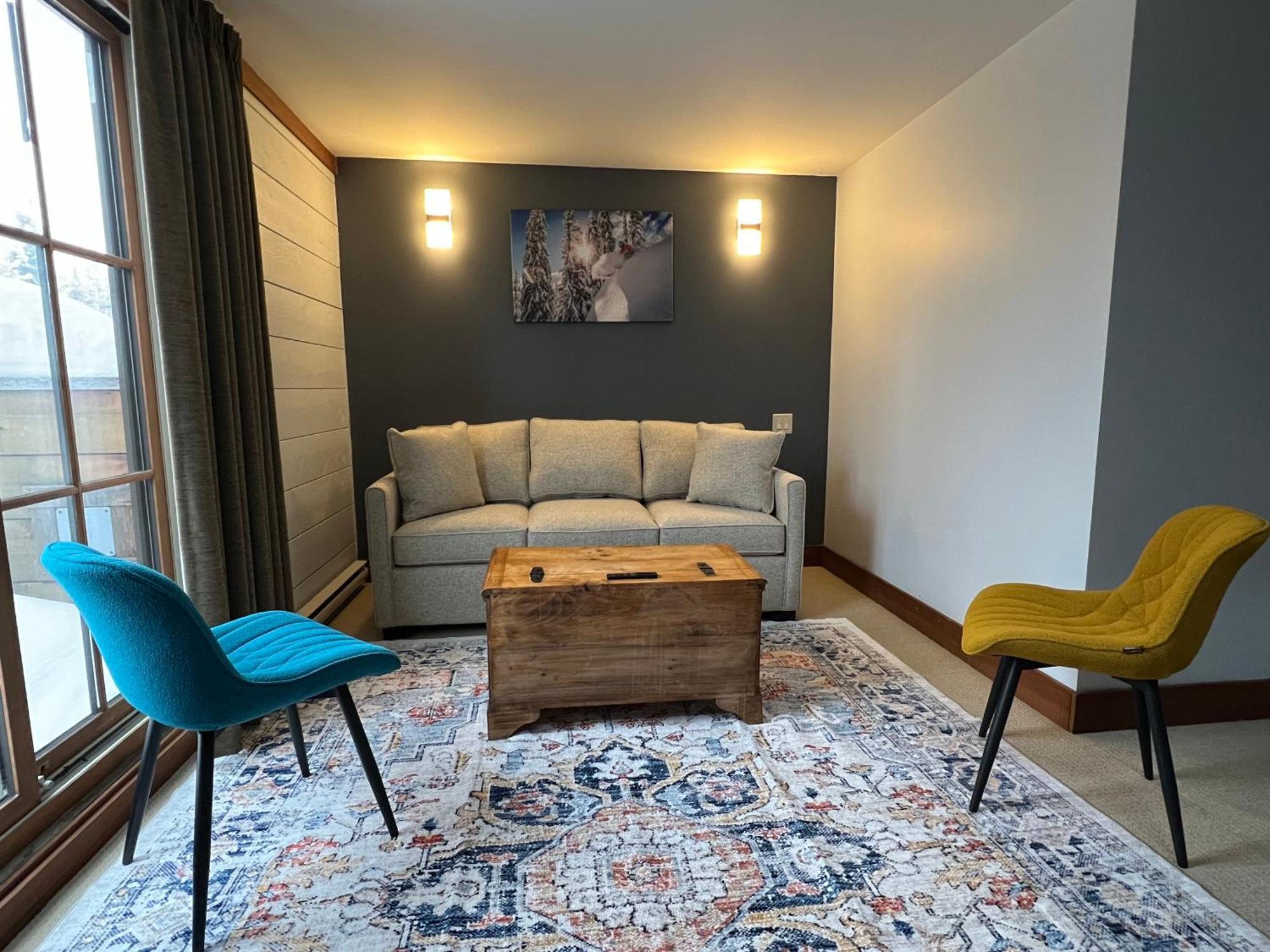 Winston Lodge Golden Zewnętrze zdjęcie